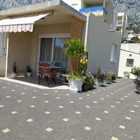 Pejic,makarska,veliko Brdo アパート マカルスカ