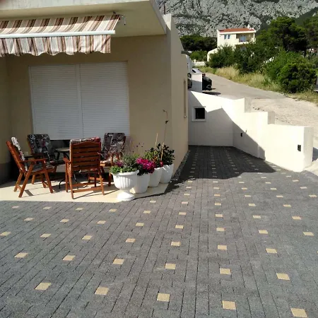 Pejic,makarska,veliko Brdo アパート *